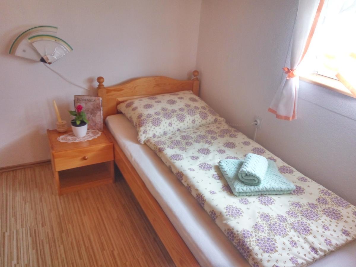 Rooms Josip Korenica Eksteriør billede
